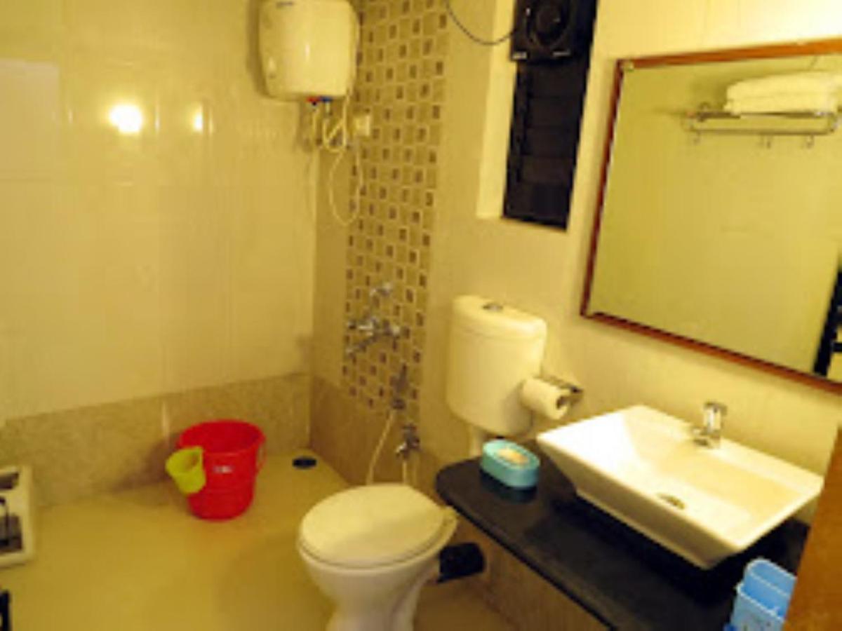 Blue Sea Beach Resort Mālvan Dış mekan fotoğraf